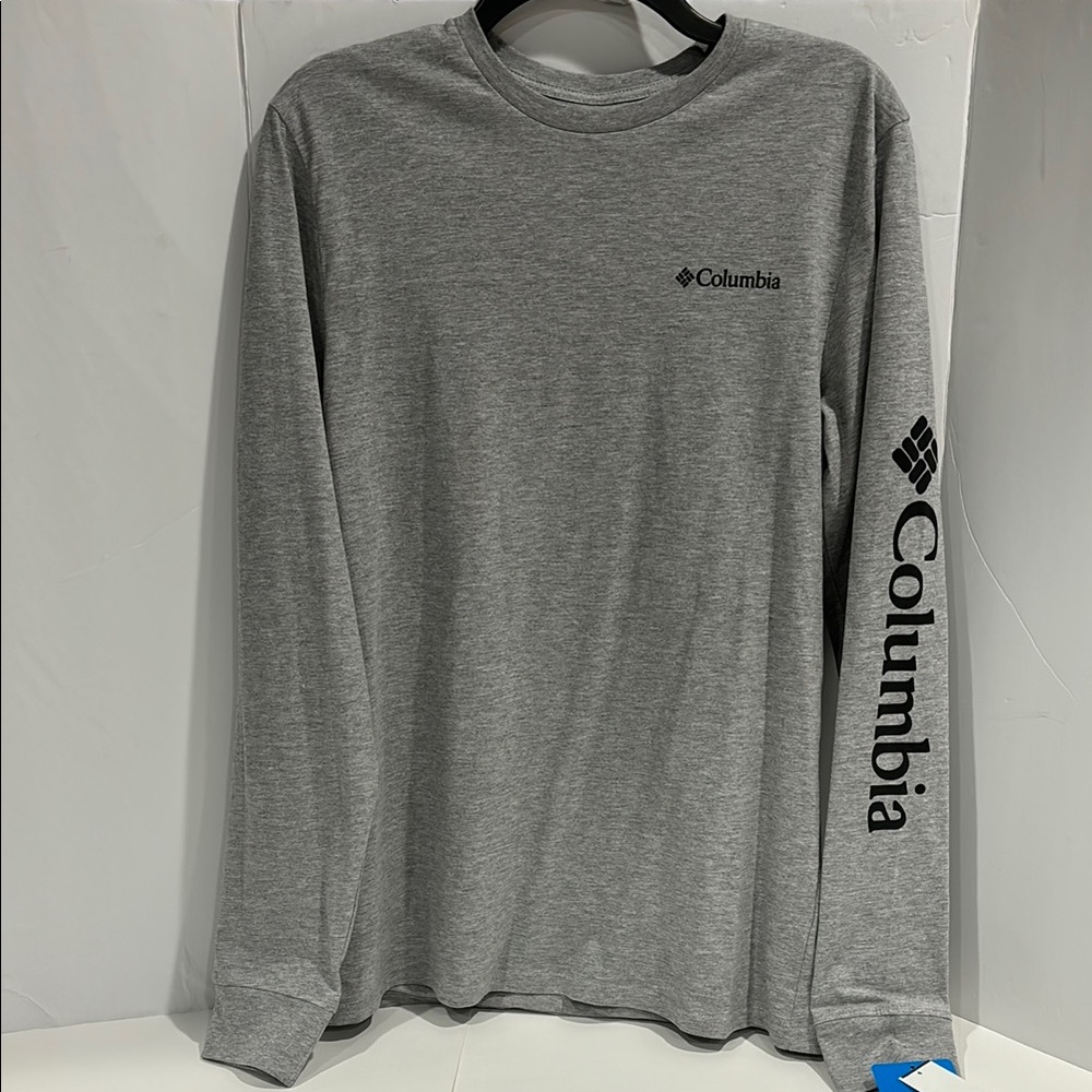 NWT Men’s Columbia Classic Crew Neck Gray with Black Logo Long Sleeve TShirt